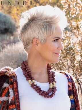 PLUNDER “BURGUNDY” WOOD AND GOLD BEADS NECKLACE - BRAND NEW!